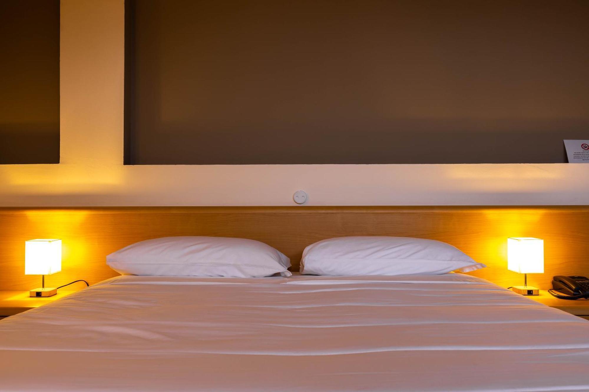 Hotel La Ferte อัสตี ภายนอก รูปภาพ