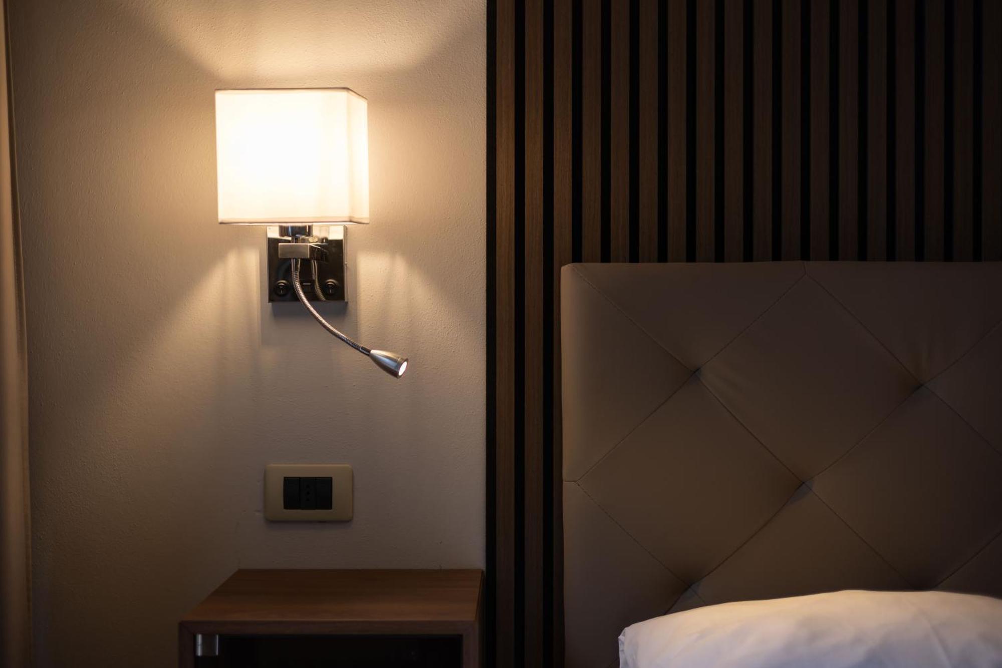 Hotel La Ferte อัสตี ภายนอก รูปภาพ